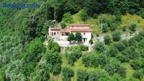 Villa Mia Lucca - Modern Comfort in the Tuscan Hills - Image 1
