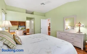 A charming 2bed 2bath designer home in the Villages - Image 5