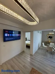 New Boutique Central 2 camere Chic - Image 1