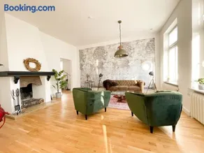 Altbauwohnung mit Schleiblick - Erster Stock - Image 3