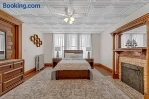 The Victorian on South Park - Sleeps 6 - Image 2