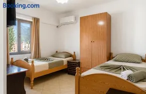 Bar Hotel Tirana - Image 4
