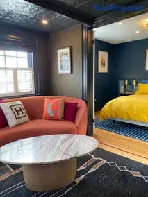 Hattan House Boutique Hotel Bed & Breakfast - Image 3