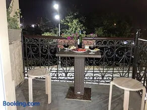 Marinesko Apartments - Image 2