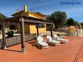 Casa Mola - Image 1