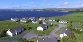 Quilty Holiday Cottages - Type B - Image 1