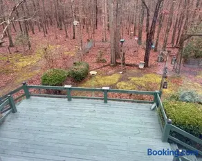 Cozy & Private Retreat Near Atlantic City! - Image 3