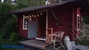 Rentukka - Sähköttömät Yöpymismökit - Off-grid Cottages - Image 2