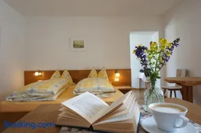 Waalhof Ferienwohnung Kastanie - Image 1