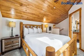 Bugle Pointe A01 by Estes Park Condos - Image 3