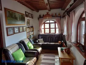 Black Sheep Apartmant - Image 3