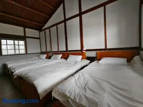 Slow House - Image 3