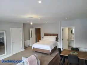 Quay St Apartment - Image 1
