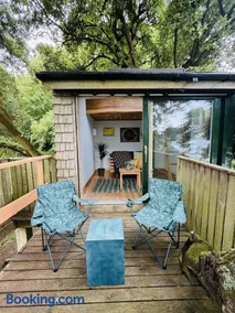Harbour view Tree House - Image 2