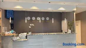 Hotel Golden Alcorcon - Image 2