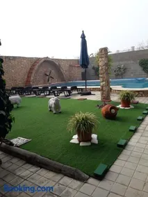 LOS ARCOS - Image 2