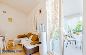 2 Bedroom Stunning Apartment In Osobljava - Image 3