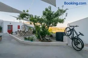 Milos Guesthouse - Image 4
