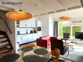 Spacious home in Zwiggelte - Image 5