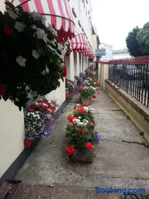 Mornington Hotel - Image 2