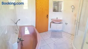 Familienfreundliche Ferienwohnung mit Grill und Garten - Image 5