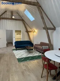 Farmhouse cottage - Image 1