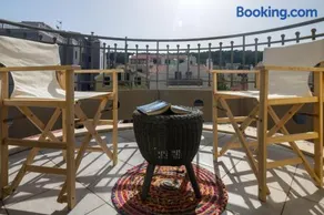 Chelmis Maria's City Villa - Image 4