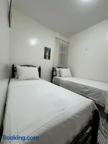 Only 5-minutes walk to airport, your perfect choice for an early or late flight - Image 3