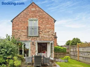 2 Bed in Church Stretton oc-76622 - Image 1