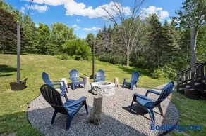 *NEW* Large Backyard ~ Game Room ~ Firepit ~ Lake - Image 3