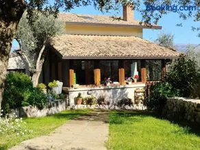 "La casetta" indipendente, con ampio spazio verde - Image 1
