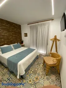 HOSTAL LA BATUTA - Image 4