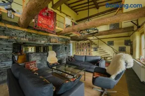 Shenako Chalet - Image 1