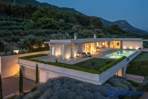 Encantadora villa con jardín, barbacoa y piscina | Vistas al agua - Image 2