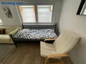 TOP4 Single Zimmer mit eigenem Bad - Image 5