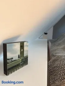 Helles Giebelzimmer im Altbau - Image 2