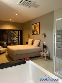 La Maison Coloniale Suites privatives de prestige - Image 1