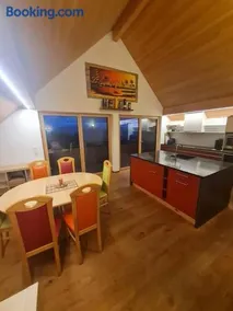 Großzügige Ferienwohnung am Skigebiet Bödele mit Rheintalblick - Image 2