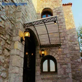 Hotel Isaraiko Spiti Agia Theodora - Image 5