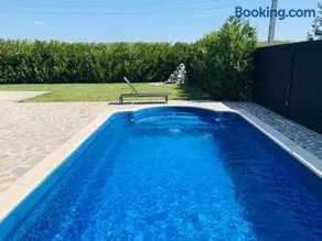 Luxury 3 Bedroom Pool Villa - Image 1