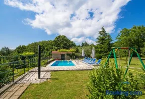 Villa Teodora, an ideal holiday hideaway for families and friends - Image 4