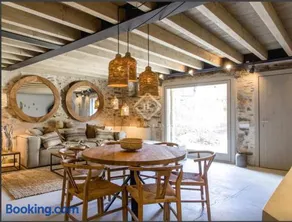 Villa Age con chimenea - Image 2