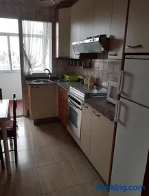 Apartamento en el Grove - Image 2