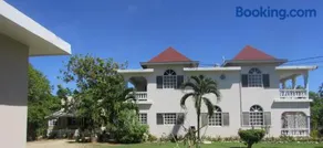 Nelsons Retreat - Image 1
