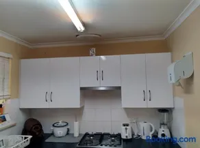 2BR house in West Lamington - Image 3