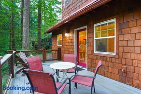 Glacier Pines - Image 4