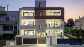 Icon Luxury Apartments - Image 1