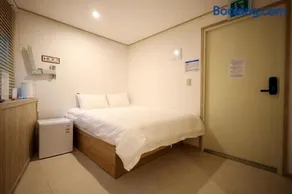 Manso Hostel in DDP - Image 4