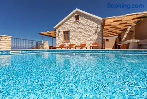 Seafront Stone Villa - Image 2