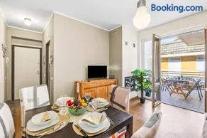 Casa Mirella quiet 2BR with View, Balcony and AC - Happy Rentals - Image 2
